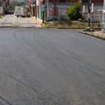 Una obra más del rescate carretero: Roberto Solís supervisa avances de rehabilitación de la calle Chichonal en Huejotzingo