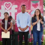 Roberto Solís y Shamy Spezia llevan más de 900 apoyos alimentarios directamente a familias de Xalmimilulco
